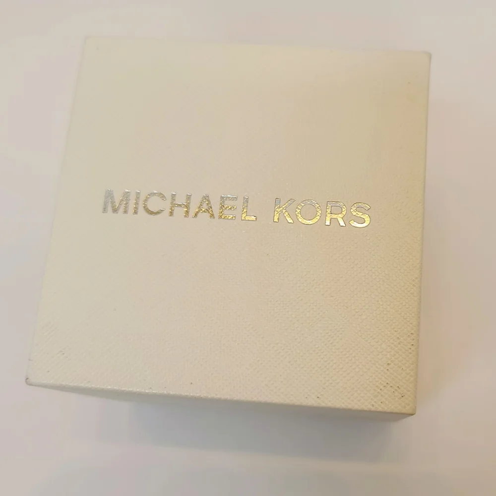 Michael Kors Mercer Rose Gold Tone Steel Salmon Dial Quartz Ladies Watch… - Picture 2 of 5